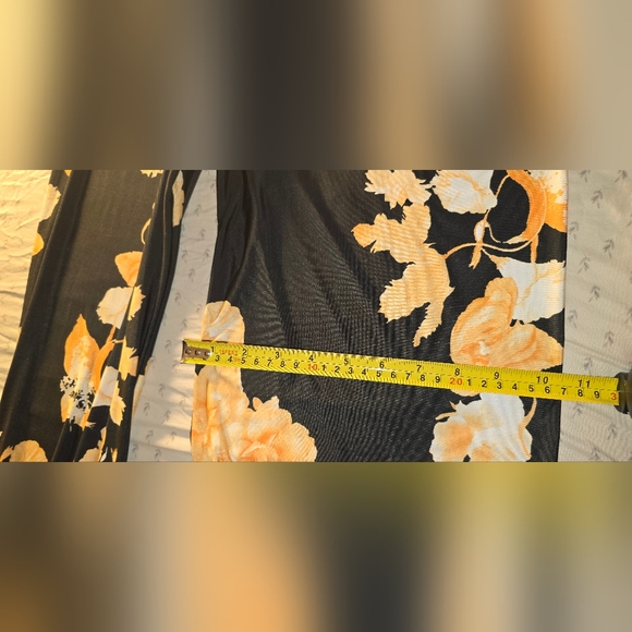 Floral Multicolor Maxi Skirt/Pants - Picture 5 of 9